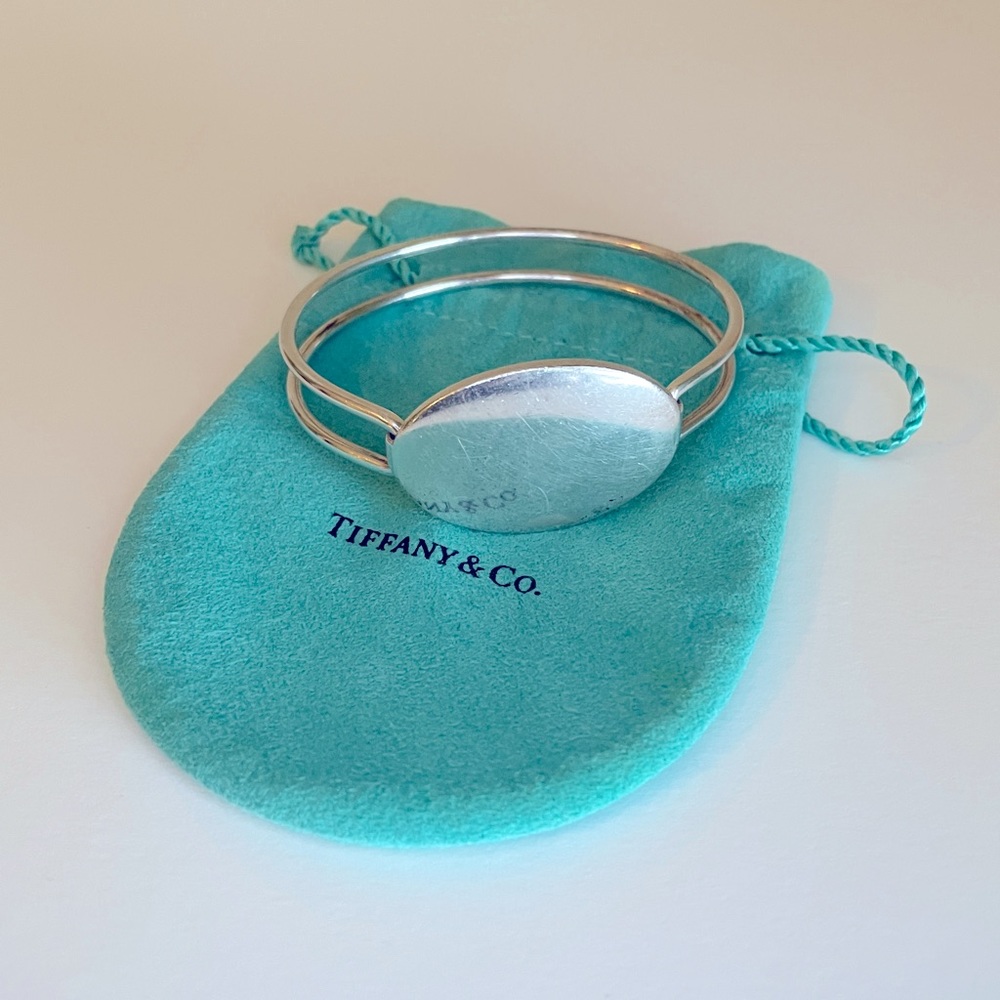 Tiffany & CO. Sterling Silver Oval ID Bangle, Medium Engravable initials